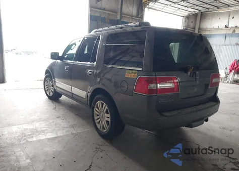 2014 Lincoln Navigator z USA, uszkodzony, nr VIN 5LMJJ2H50EEL06468